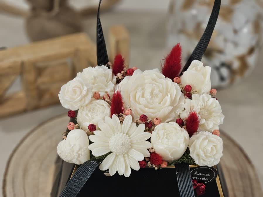 Composition Glamour – Image 3